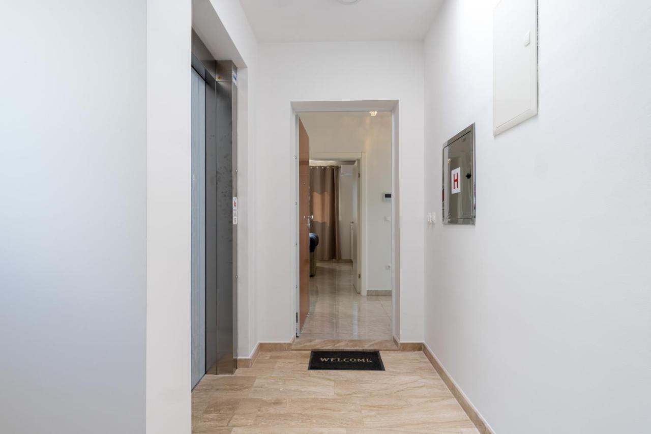Sea View Apartment With Parking - Dina Μακάρσκα Εξωτερικό φωτογραφία